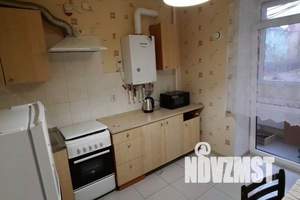 1-к квартира, посуточно, 45м2, 1/9 этаж