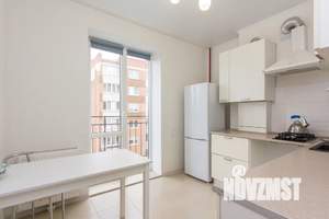 1-к квартира, посуточно, 37м2, 6/10 этаж