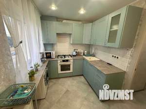 3-к квартира, посуточно, 67м2, 1/1 этаж