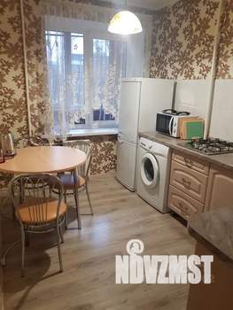 1-к квартира, посуточно, 40м2, 2/10 этаж