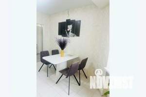 1-к квартира, посуточно, 43м2, 7/9 этаж