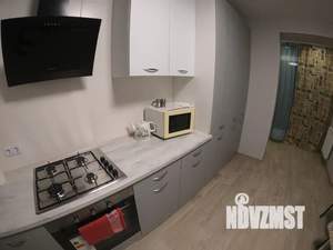 1-к квартира, посуточно, 42м2, 3/10 этаж