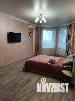 1-к квартира, посуточно, 37м2, 1/1 этаж