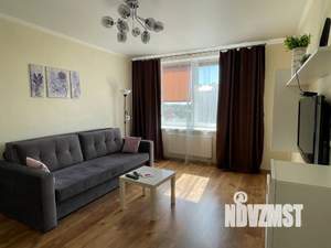 1-к квартира, посуточно, 40м2, 6/9 этаж