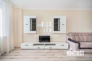 1-к квартира, посуточно, 42м2, 3/10 этаж