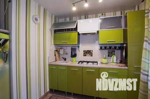 2-к квартира, посуточно, 47м2, 1/1 этаж