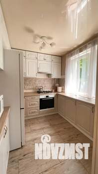 2-к квартира, посуточно, 44м2, 3/5 этаж