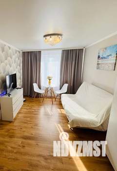 1-к квартира, посуточно, 41м2, 1/1 этаж