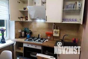 2-к квартира, посуточно, 45м2, 1/5 этаж