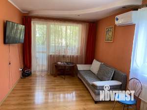 1-к квартира, посуточно, 33м2, 4/4 этаж