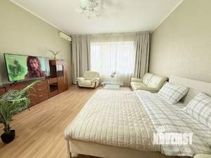 2-к квартира, посуточно, 88м2, 3/8 этаж