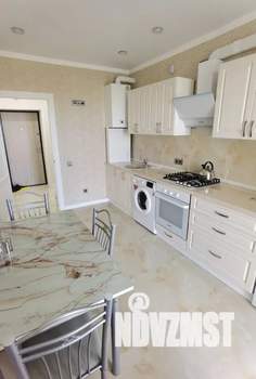 2-к квартира, посуточно, 40м2, 8/9 этаж