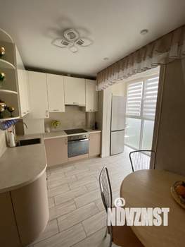 1-к квартира, посуточно, 42м2, 3/9 этаж