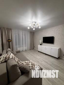 2-к квартира, посуточно, 62м2, 4/8 этаж