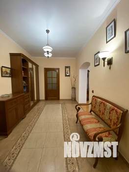 2-к квартира, посуточно, 87м2, 1/10 этаж