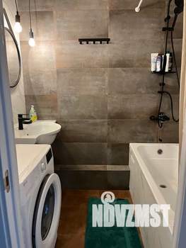 1-к квартира, посуточно, 42м2, 8/10 этаж