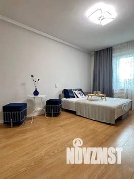 1-к квартира, посуточно, 40м2, 8/9 этаж