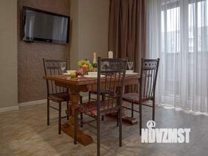 1-к квартира, посуточно, 54м2, 1/1 этаж