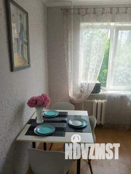 2-к квартира, посуточно, 57м2, 4/5 этаж