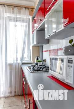 1-к квартира, посуточно, 35м2, 1/7 этаж