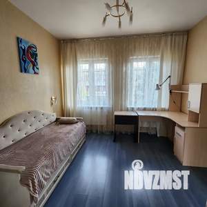 4-к квартира, посуточно, 150м2, 4/4 этаж