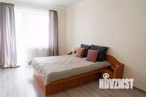 1-к квартира, посуточно, 43м2, 1/1 этаж