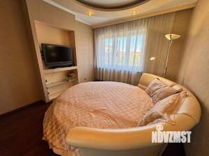 3-к квартира, посуточно, 86м2, 4/8 этаж