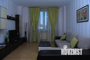 1-к квартира, посуточно, 43м2, 1/9 этаж