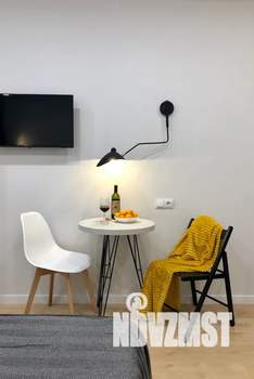 Студия квартира, посуточно, 18м2, 1/10 этаж