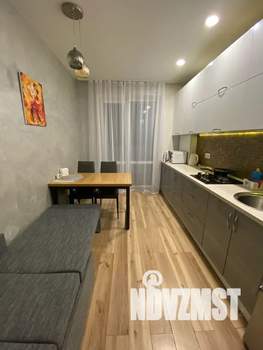 1-к квартира, посуточно, 37м2, 2/9 этаж