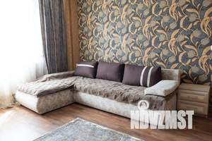 1-к квартира, посуточно, 41м2, 3/9 этаж
