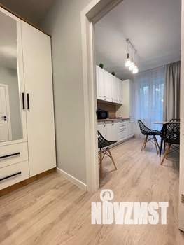 1-к квартира, посуточно, 33м2, 2/10 этаж