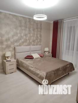 1-к квартира, посуточно, 37м2, 6/9 этаж
