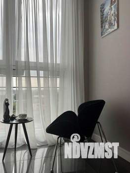 1-к квартира, посуточно, 53м2, 1/1 этаж