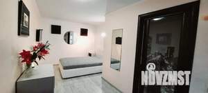 1-к квартира, посуточно, 50м2, 2/4 этаж