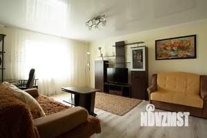 2-к квартира, посуточно, 58м2, 4/4 этаж