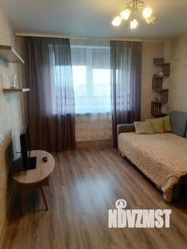 1-к квартира, посуточно, 38м2, 8/8 этаж