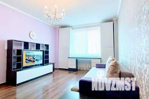 1-к квартира, посуточно, 42м2, 6/9 этаж