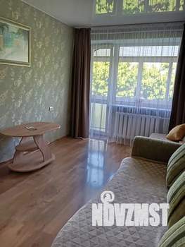 1-к квартира, посуточно, 30м2, 5/5 этаж