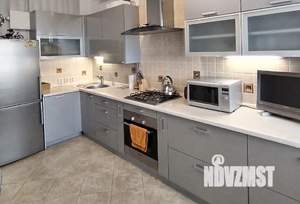 2-к квартира, посуточно, 57м2, 4/9 этаж