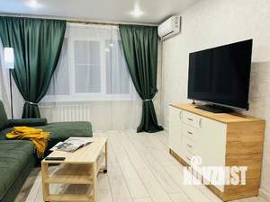 1-к квартира, посуточно, 54м2, 1/1 этаж