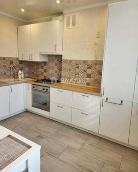 1-к квартира, на длительный срок, 42м2, 4/10 этаж