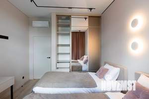 2-к квартира, посуточно, 76м2, 1/1 этаж