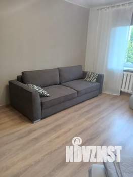 1-к квартира, посуточно, 38м2, 3/5 этаж