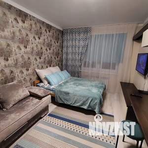 1-к квартира, посуточно, 37м2, 4/10 этаж