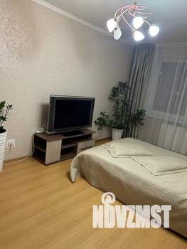 1-к квартира, посуточно, 40м2, 16/17 этаж