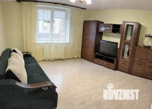1-к квартира, посуточно, 61м2, 1/1 этаж