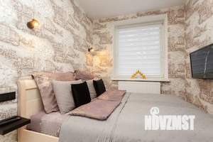 2-к квартира, посуточно, 40м2, 1/3 этаж