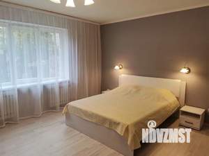 2-к квартира, посуточно, 48м2, 1/1 этаж