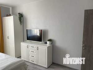 1-к квартира, посуточно, 44м2, 6/9 этаж